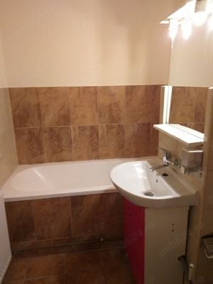 Proprietar închiriez apartament  - imagine 3