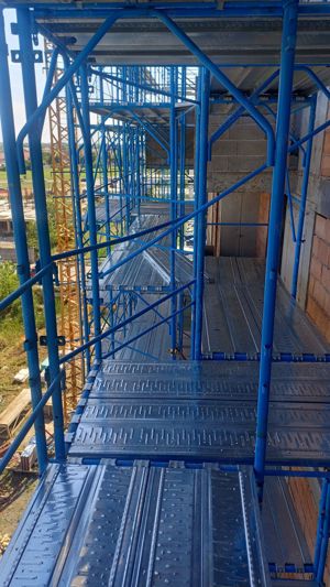 Inchiriere Schela Metalica de Fatada  - imagine 2