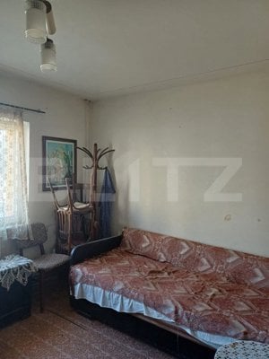 Apartament cu 2 camere, 54 mp, renovabil, zona Kaufland Turda - imagine 2