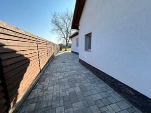 Vand vila la nivel,in localitate Zadareni, st.580 mp, la cheie. - imagine 15