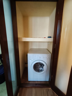 Închiriez apartament 3 camere, zonă centrală în Târgu Jiu - imagine 10