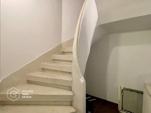 Apartament cu 5 camere și demisol mare, 2 bai, intrare separată - imagine 16