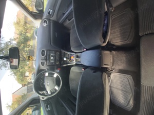 Vând Ford  Focus Ghia