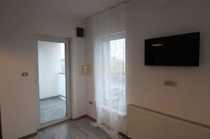 3 camere prima inchiriere 2 locuri de parcare si curte interioara - imagine 2