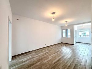 Super pret - Duplex cu  3 camere - Sanmihaiu Roman - imagine 3