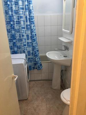 Proprietar inchiriez apartament cu 2 camere , la etajul 1,in zona Lipovei aproape de IULIUS MALL - imagine 4