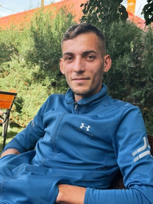 Caut locul de muncă Bucuresti