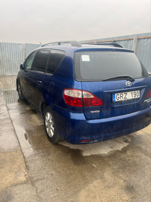 dezmembrez toyota avensis verso alternator electromotor bara far usa capota compresor ac motor haion - imagine 2