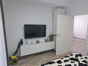 Duplex partial mobilat - zona excelenta - acces auto - curte amenajata - imagine 5