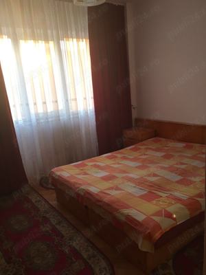 Proprietar închiriez apartament - imagine 7