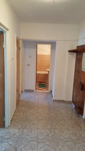 Proprietar închiriez apartament - imagine 8