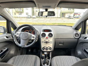 Opel corsa an 2007 1,2 benzina