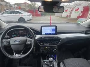 Ford Focus 1.5 120 CP - imagine 4