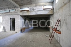 Spatiu comercial de inchiriat 270 mpu zona centrala Sibiu - imagine 6