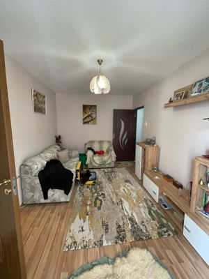 De vanzare apartament cu 3 camere - imagine 7