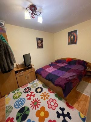 De vanzare apartament cu 3 camere - imagine 2