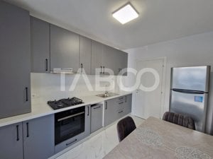 Apartament decomandat 2 camere ETAJ 1 loc de parcare Piata Cluj Sibiu - imagine 6