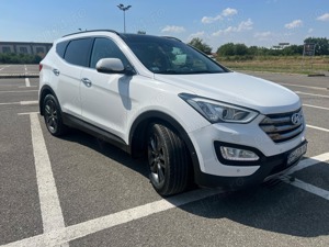 Vând Hyundai Santa Fe Crdi 4WD 2.2 190 cp