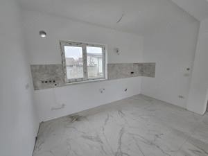 Complex rezidential nou. La asflat. Aproape de Cuina.