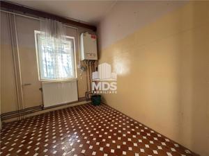 Apartament cu 2 camere decomandat cu central #259; propie la etajul 3 - imagine 4