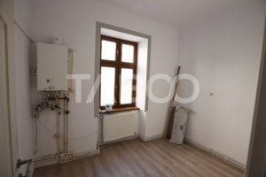 Spatiu comercial de inchiriat 75mpu in zona centrala Sibiu - imagine 6