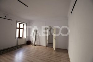 Spatiu comercial de inchiriat 75mpu in zona centrala Sibiu - imagine 5