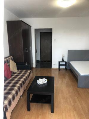 Titan, Metrou, Potcoava