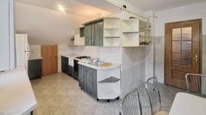 De vanzare apartament cu 3 camere central. - imagine 9