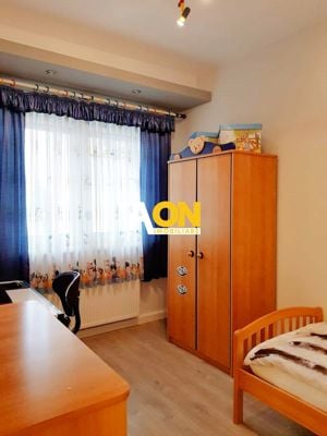 Apartament 4 camere, 102 mp utili + boxa la subsol, Cetate - imagine 9