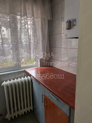 Apartament 4 camere,parter înalt,zona Stadion - imagine 3