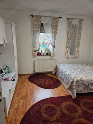 proprietar vand apartament 2 camere - imagine 5