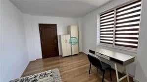 Inchiriez apartament cu 3 camere , decomandat zona Poli 2 - imagine 8