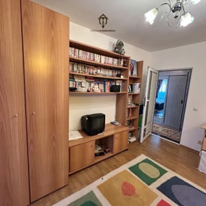 Apartament spatios cu 3 Camere de inchiriat - Pacurari - imagine 8