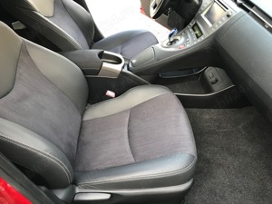 Toyota Prius 2012, 84500km, inmatriculata, stare excelenta - imagine 9