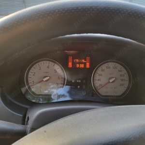 Dacia sandero 2011 - imagine 4 Dacia sandero 2011 - imagine 4