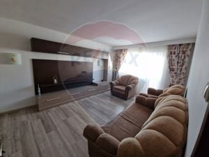 Apartament cu 2 camere de închiriat în zona Precista - imagine 2