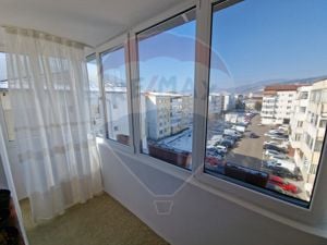 Apartament cu 2 camere de închiriat în zona Precista - imagine 7