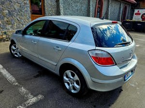 Opel Astra H 1.9CDTi - imagine 4