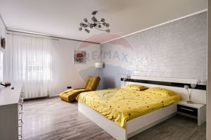 Apartament 3 camere, ultracentral –stil și confort în clădire istorică - imagine 8