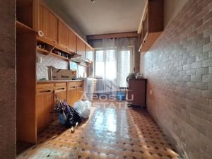 Apartament 4 camere, 180 mp construiti, zona Ultracentrala - imagine 6