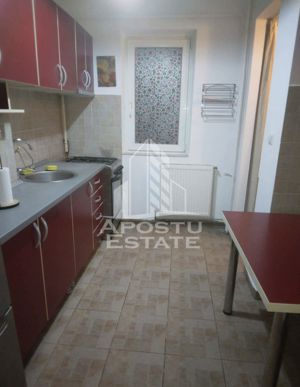 Apartament 4 camere,  2 bai, decomandat, Dacia - imagine 4