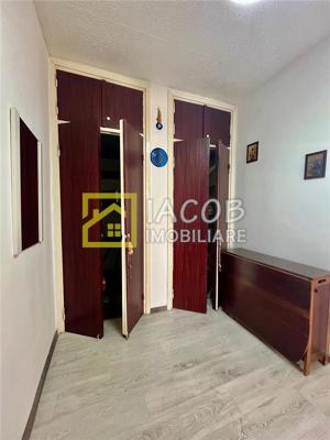 De vanzare, apartament 2 camere decomandate zona Orizont - imagine 8