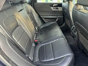 Jaguar XF 25d Aut. R-Sport - imagine 5