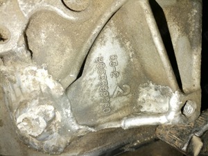 Cutie Viteze Peugeot 207 1.4 HDI din 2007 cu 70K km - imagine 3