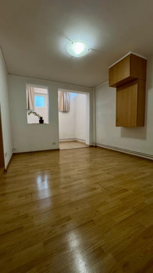 Apartament 3 camere, semidecomandat, 57 mp utili, zona Aradului - imagine 4