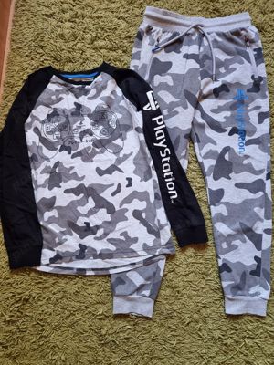 Set bluza si pantaloni Play Station 9-10 ani