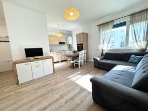 Oportunitate, apartament 3 camere, 60 mp utili + curte 54 mp - Dumbravita  - imagine 2