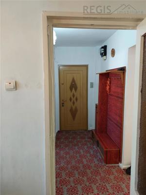 Apartament 3 camere Tractorul - imagine 3