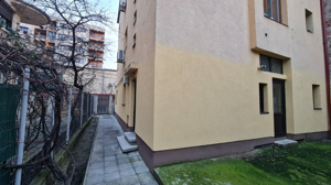 Apartament în Vilă 3 Camere zona Mall Vitan, Piata Alba Iulia - imagine 4