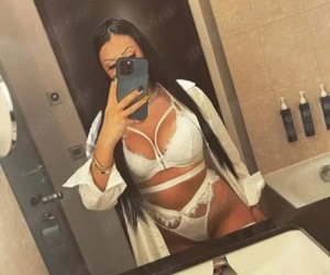 Nouă la tine în oraș , pentru puțin timp 